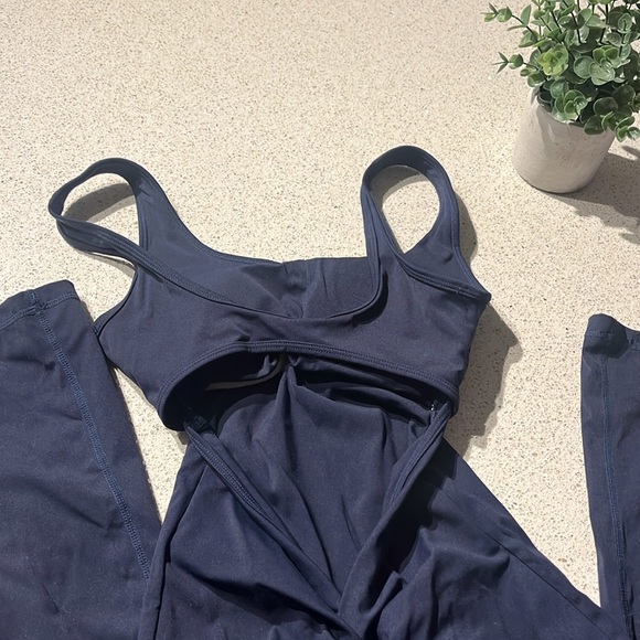 YeoReo Instagram Blogger Fav Navy Flared Size Small - Picture 6 of 12
